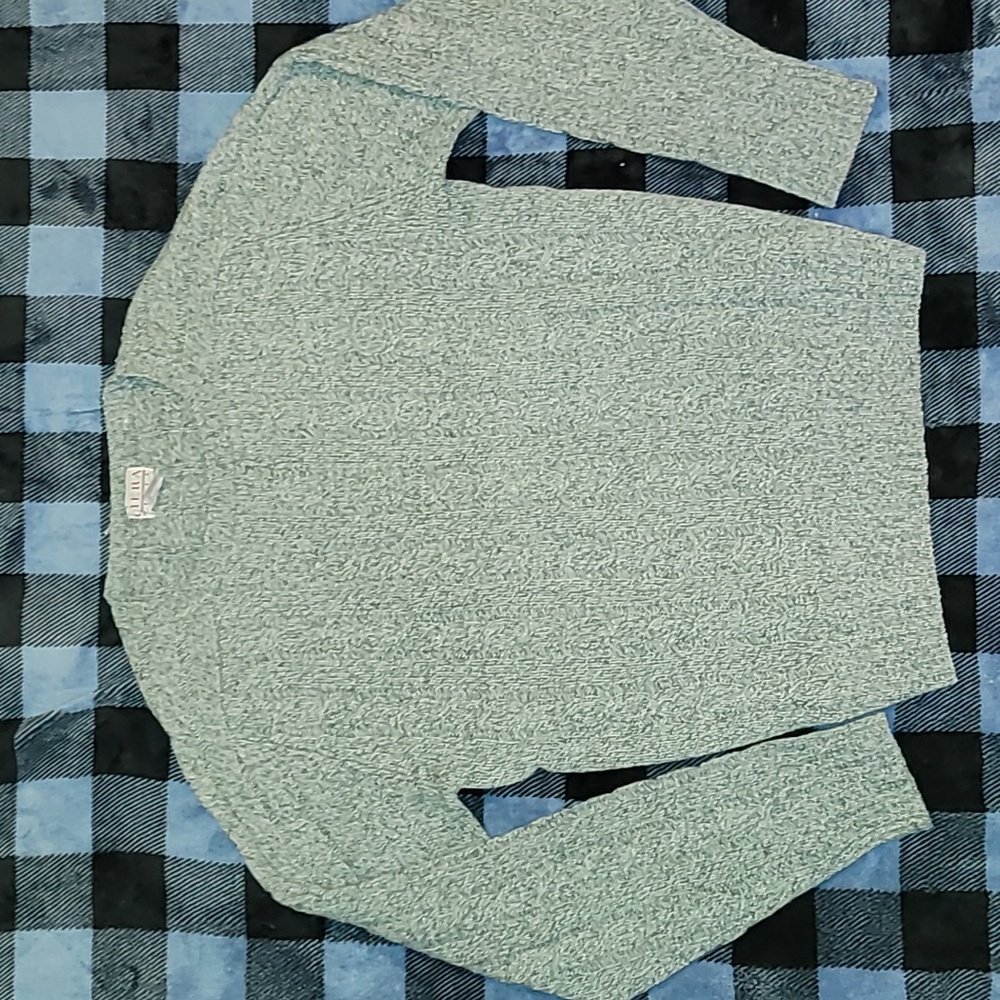 Vintage.  Ciera. 100% wool sweater.  Women's size Medium.